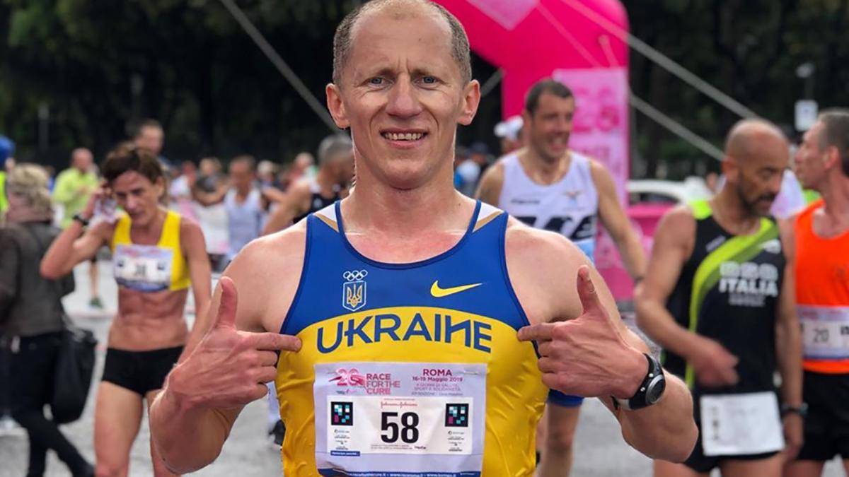 Украинский чемпион мира учит детей сажать помидоры