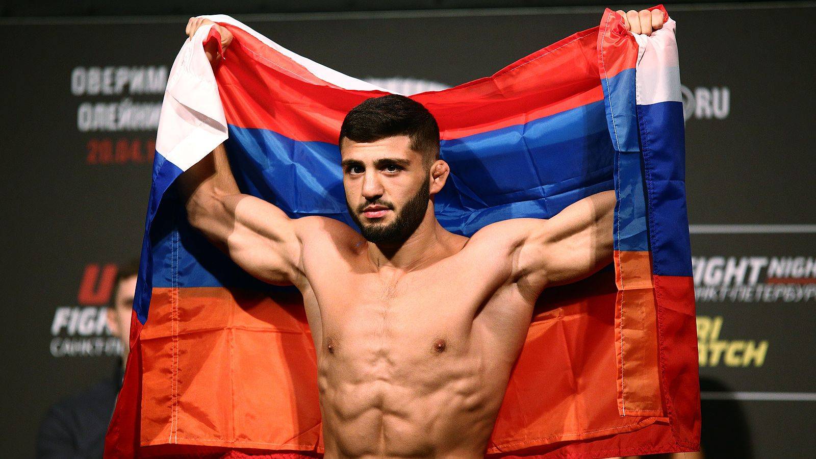 Офіційно. Поєдинок Царукян - Альварес відбудеться на турнірі UFC Fight Night 202