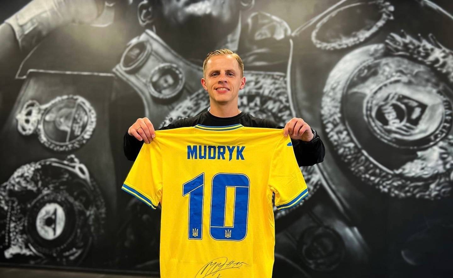 Єгор Голуб: «На благодійних аукціонах для армії в Instagram ми зібрали вже більше 17 млн гривень»