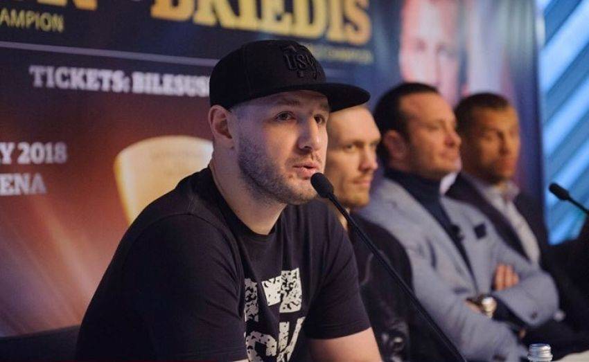 Сергій Ватаманюк: «У Дерев’янченка є дуже гарні шанси на перемогу над Мунгією»