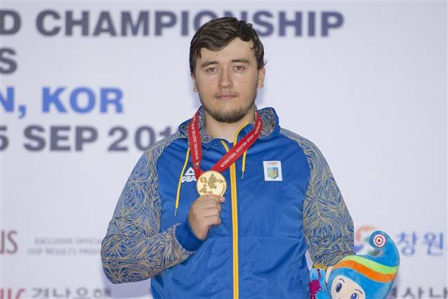 Збірна України з кульової стрільби увійшла до топ-6 медального заліку ЧС-2022