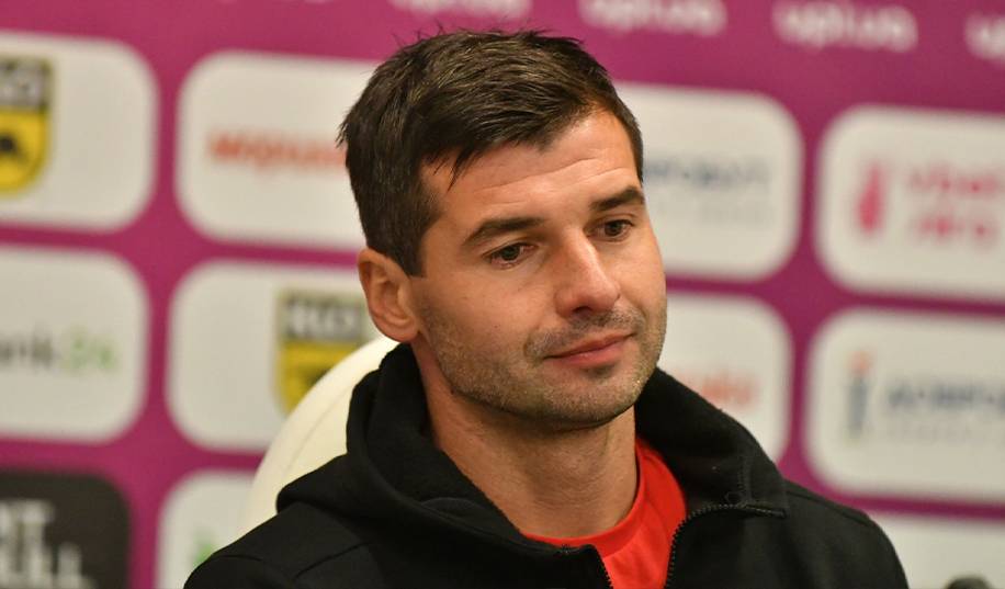 Поворознюк разошелся. Еще один тренер покинул «Ингулец»