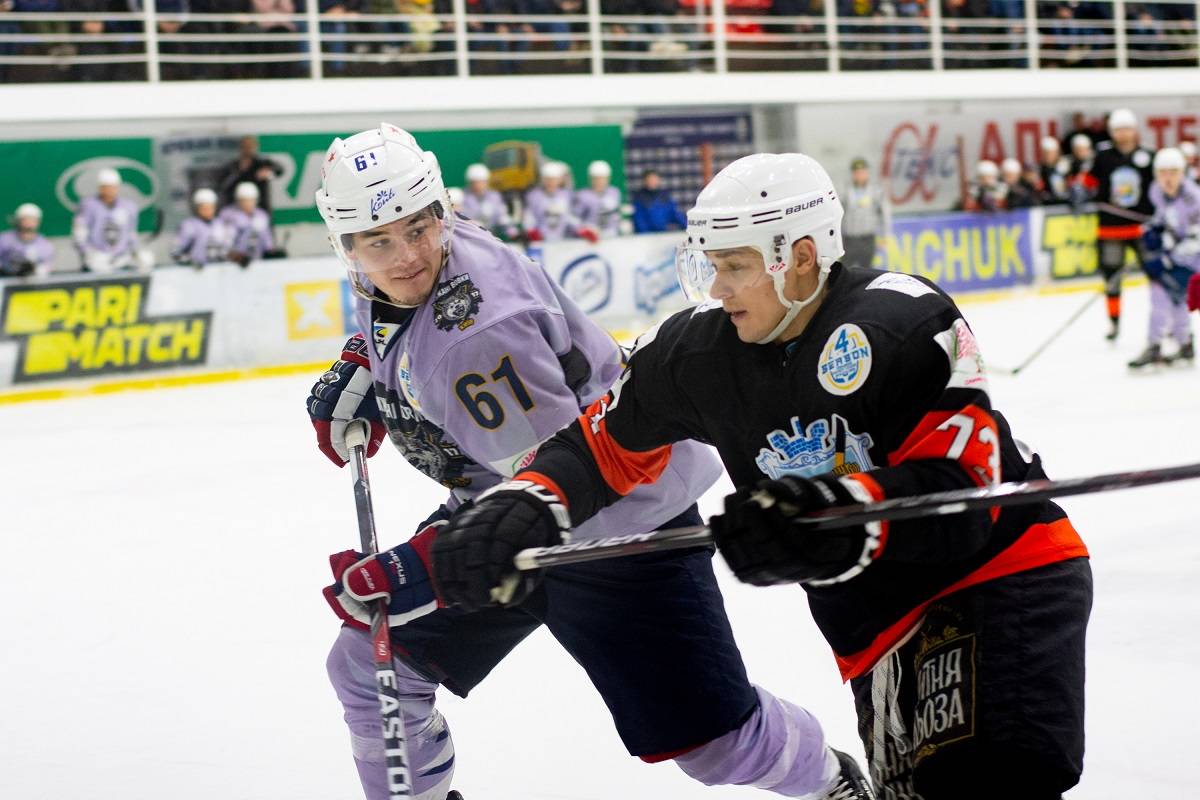 «Кременчуг» разгромил «Ледяных Волков» с дублями Созонова и Орлова