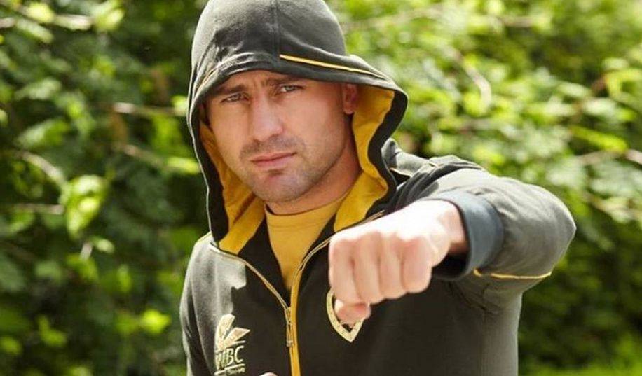 Гвоздик зробив прогноз на бій Бівол – Рамірес