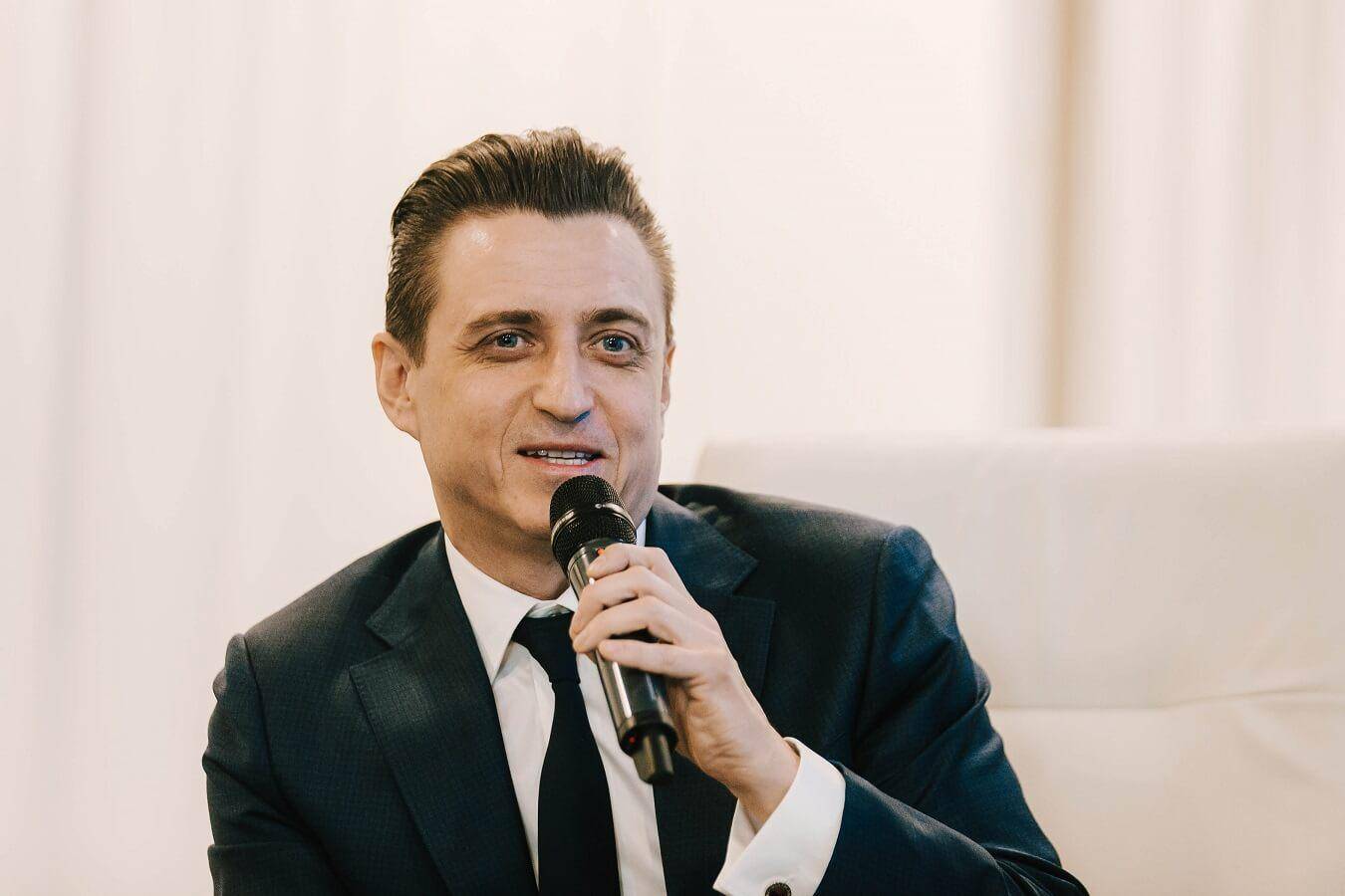 Денисов: « Україна в матчі з Казахстаном повинна була вбити інтригу ще в першому таймі »