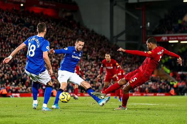 «Ливерпуль» в матче с семью голами разгромил «Эвертон»