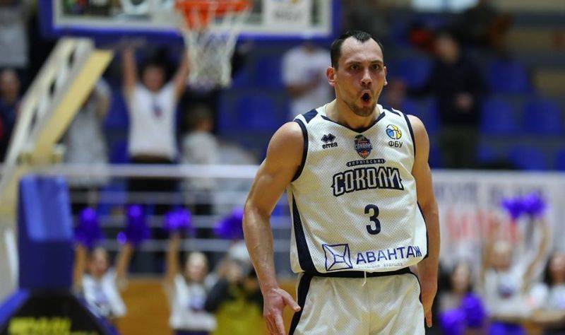 «Харківські Соколи» здобули перемогу над «Крівбасом»