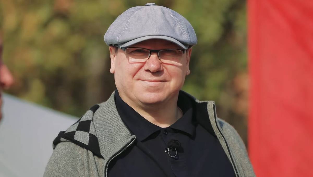 Леоненко: «Ахметов знову стоїть вище за Суркіса»