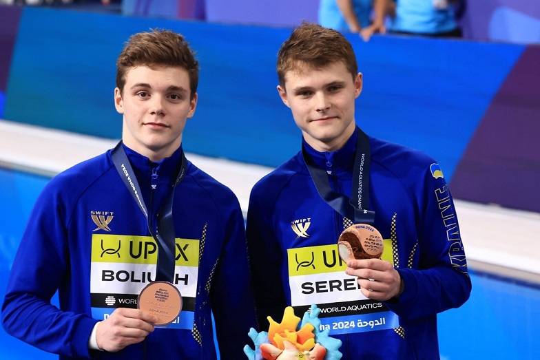 Финальные прыжки бронзовых призеров ЧМ Середы и Болюха