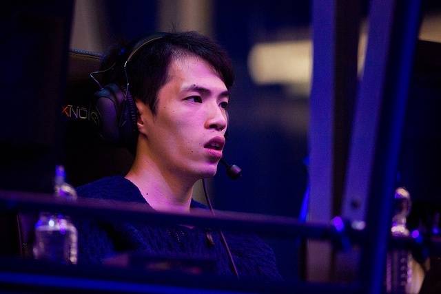 Dota 2. Royal Club выиграли RedRain Cup Season 2