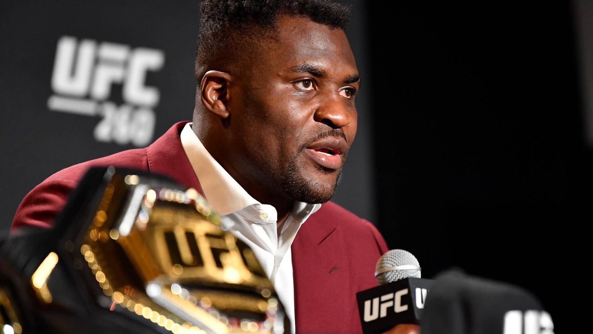 ﻿Нганну: «Миочич остается номером один в тяжелом дивизионе UFC»