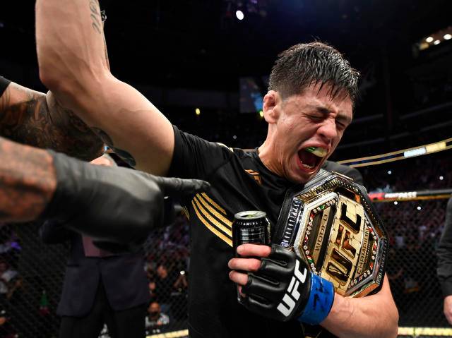 Бывший чемпион UFC намерен поставить свою карьеру на паузу