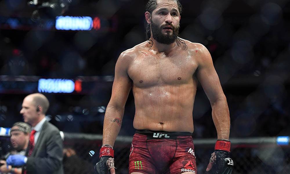 Масвідаль знявся з поєдинку проти Едвардса на турнірі UFC 269
