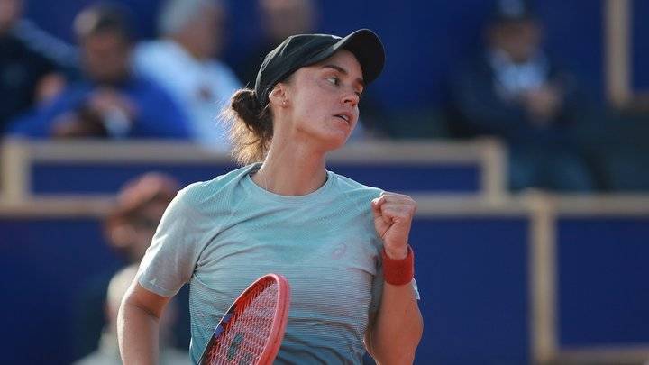 Калинина уверенно обыграла обидчицу Костюк и вышла в 1/4 финала турнира в Брисбене