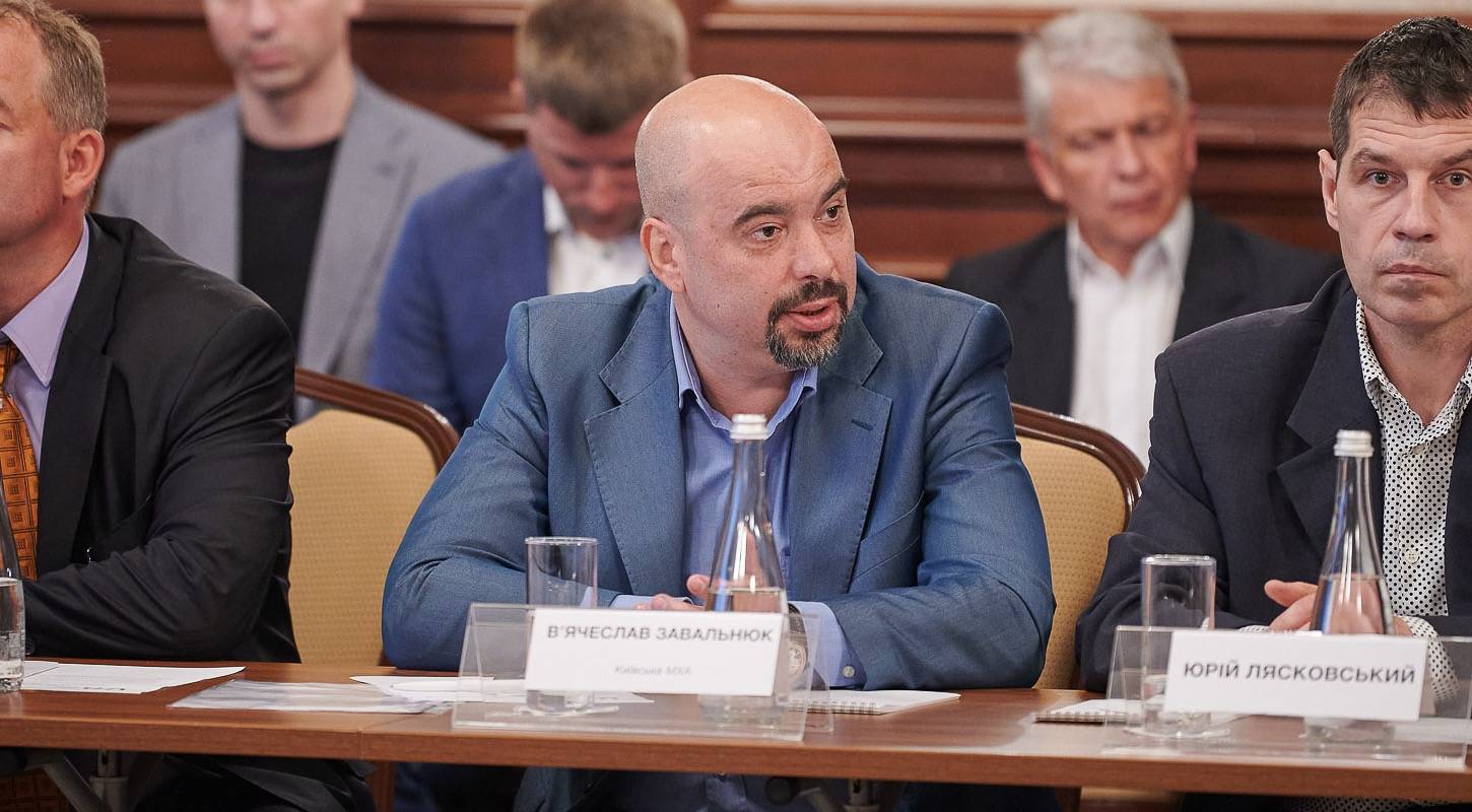 В'ячеслав Завальнюк опублікував відкритий лист до українських хокеїстів
