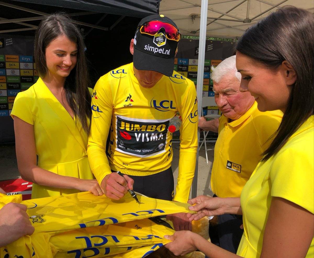 Голландец Теунссен – победитель стартового этапа Tour de France