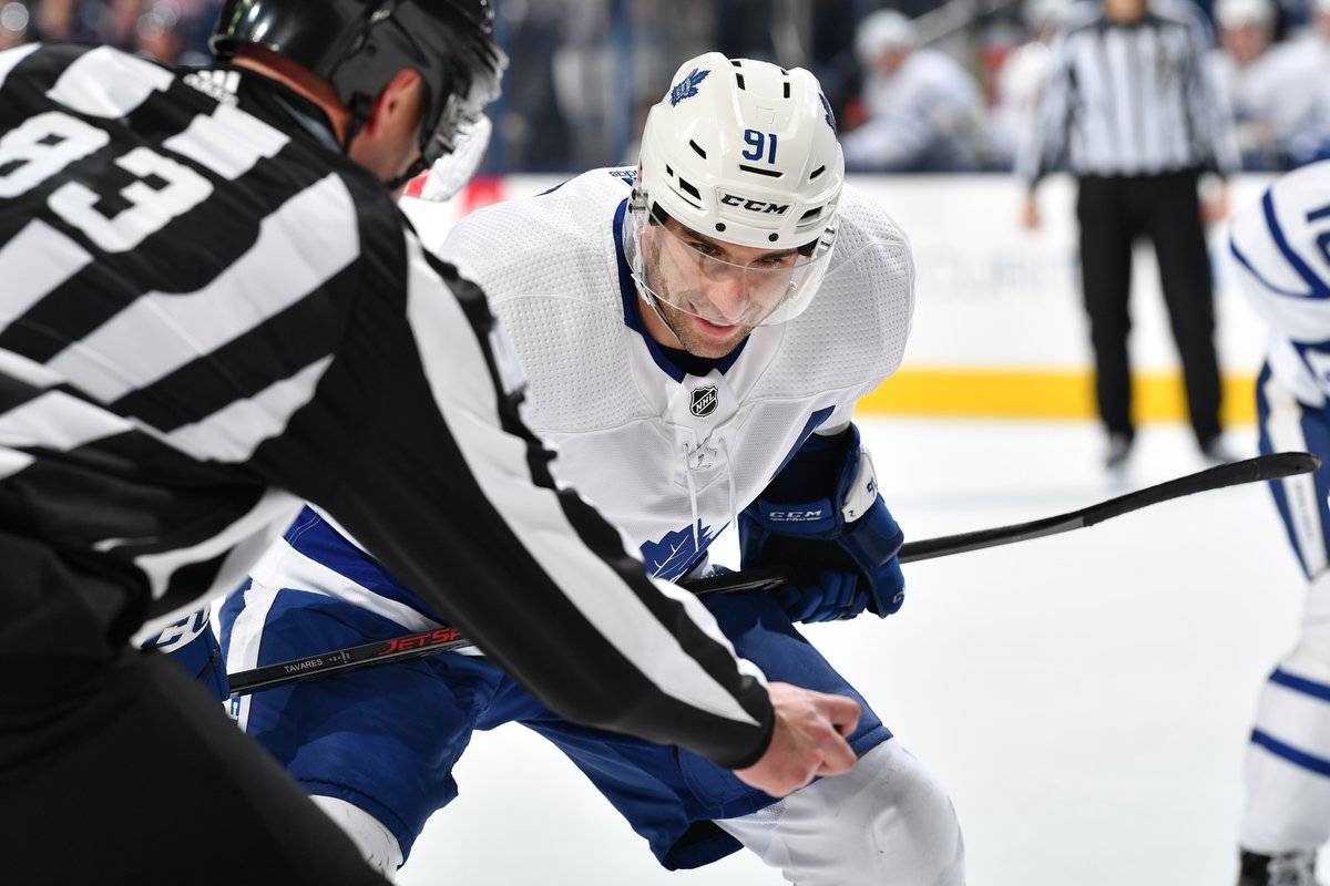 Дубль Тавареса принес «Торонто» пятую победу подряд, «Монреаль» дожал «Флориду»