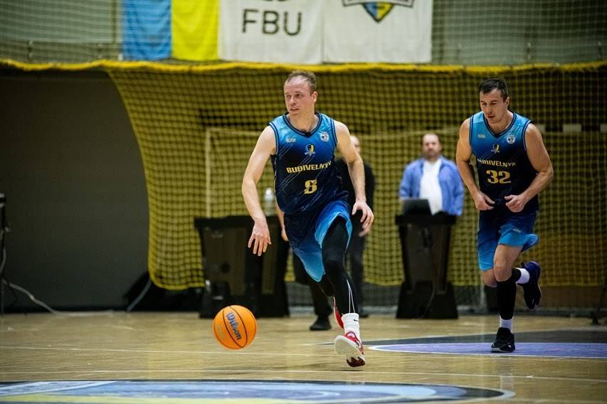 Будівельник у близькому матчі обіграв БІПУ