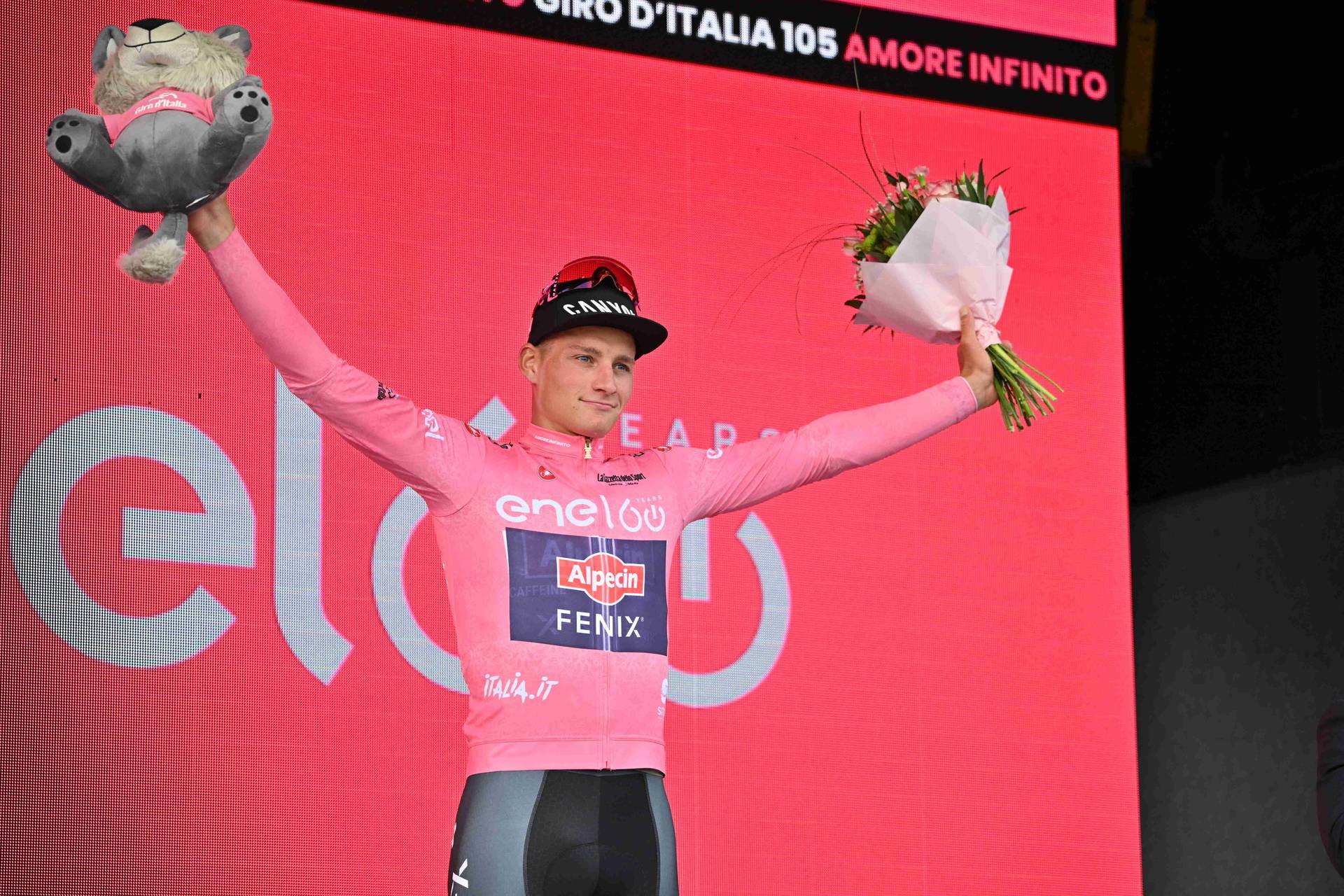 Ван дер Пул вперше в кар’єрі виграв етап Giro D`Italia