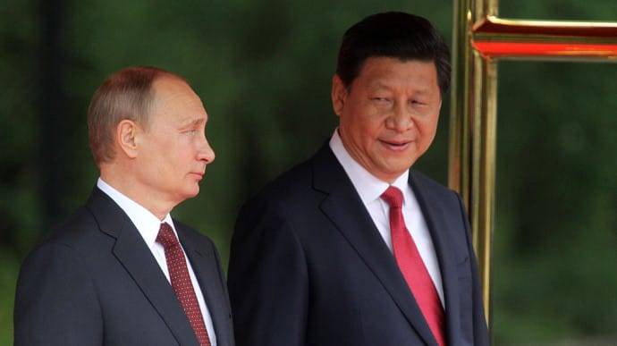 Джерело: голова Китаю попросив Путіна не нападати на Україну під час ОІ-2022