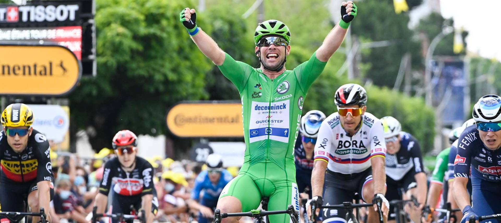 Кавендиш вновь победил на этапе Tour de France и приблизился к мировому рекорду