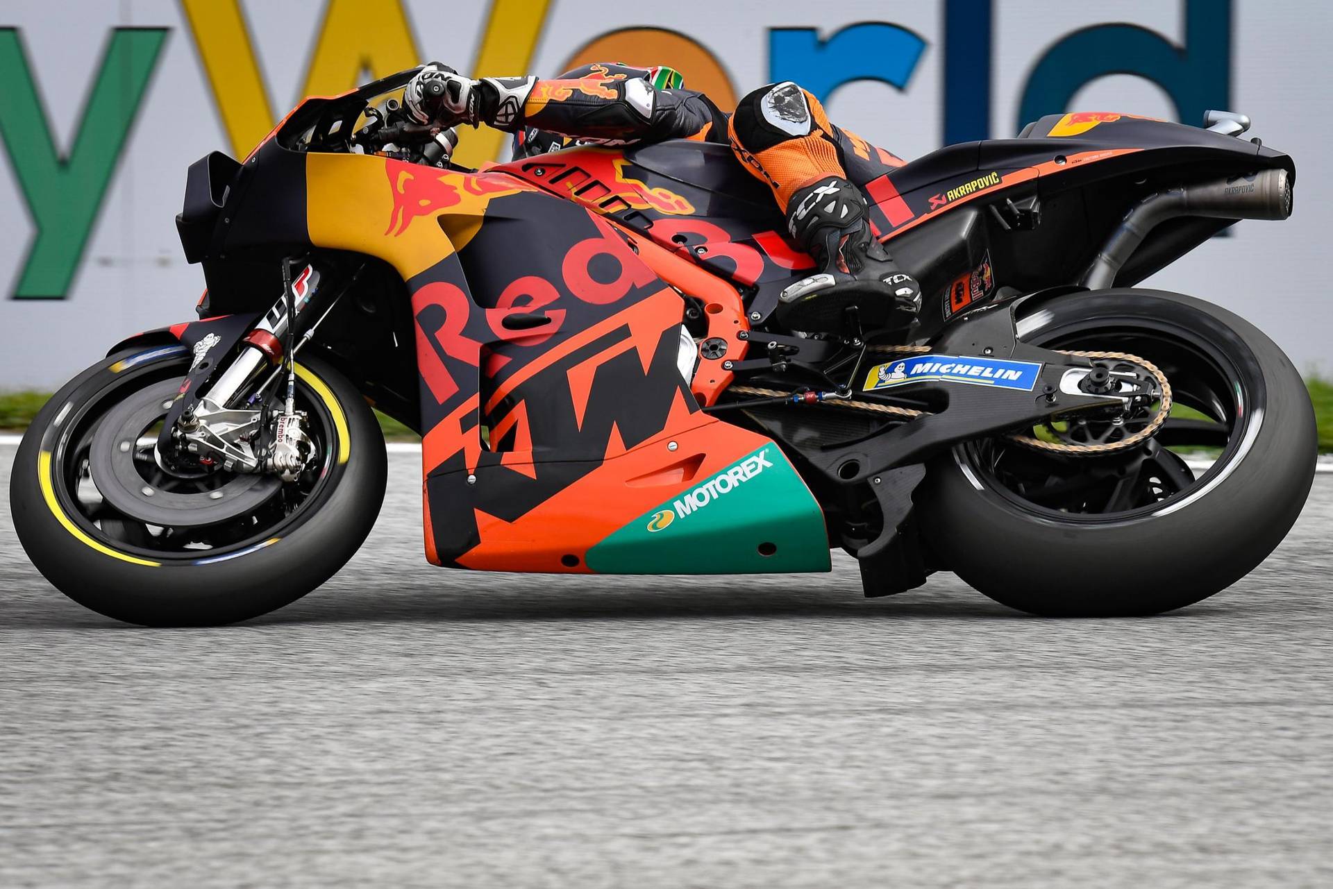 Оливейра выиграл Гран-при Штирии Moto GP