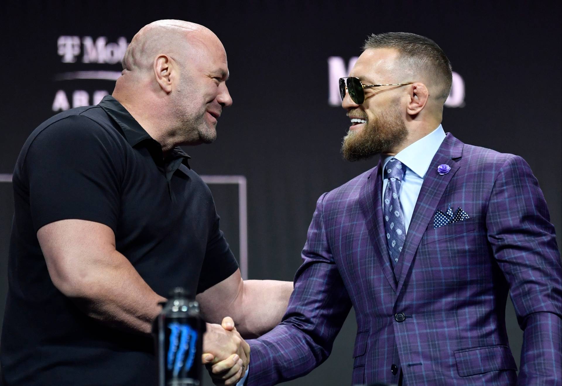 «Цей хлопець унікальний». Глава UFC розповів, чому до Макгрегору особливе ставлення