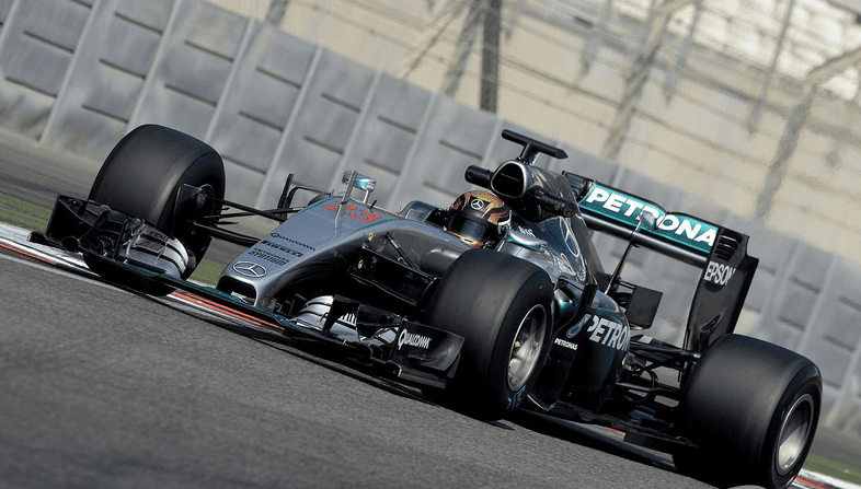 Увеличение скорости болидов на поворотах приведет к обновлению треков