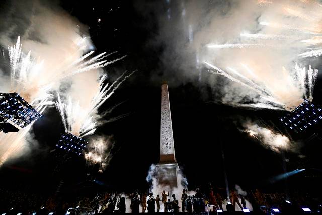 В Парижі відбулася церемонія відкриття Паралімпіади-2024: відео