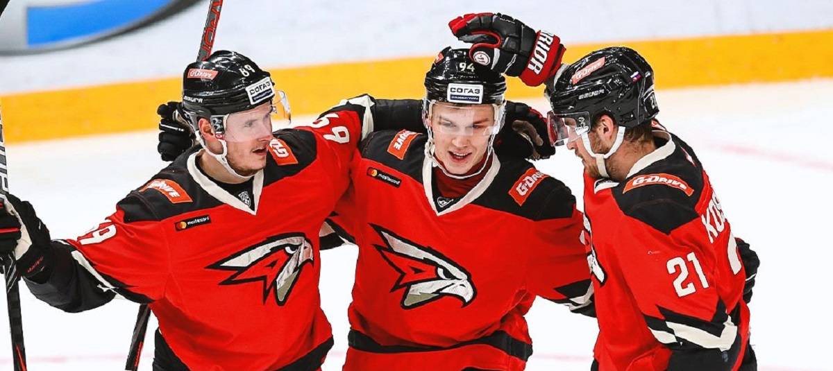 «Авангард» разбил «Витязь», а СКА разобрался с «Куньлунь Ред Стар»