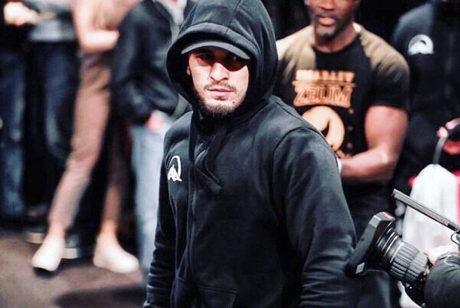 В США российского бойца UFC выгнали из спортзала и вызвали на него полицию