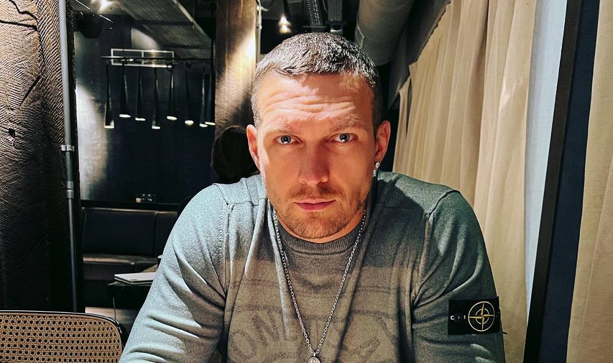 Интересно, они реванш обсудили? Усик встретился с парнем, давшим ему самый тяжелый бой