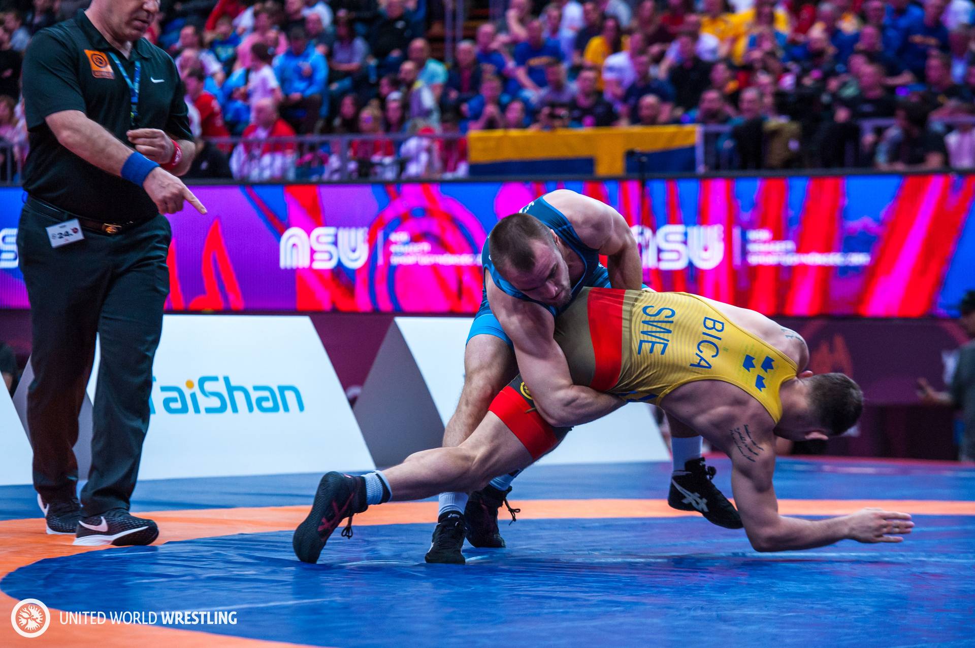 Олександр Грушин - бронзовий призер чемпіонату Європи-2022. Парвіз Насибов сенсаційно вилетів на старті турніру