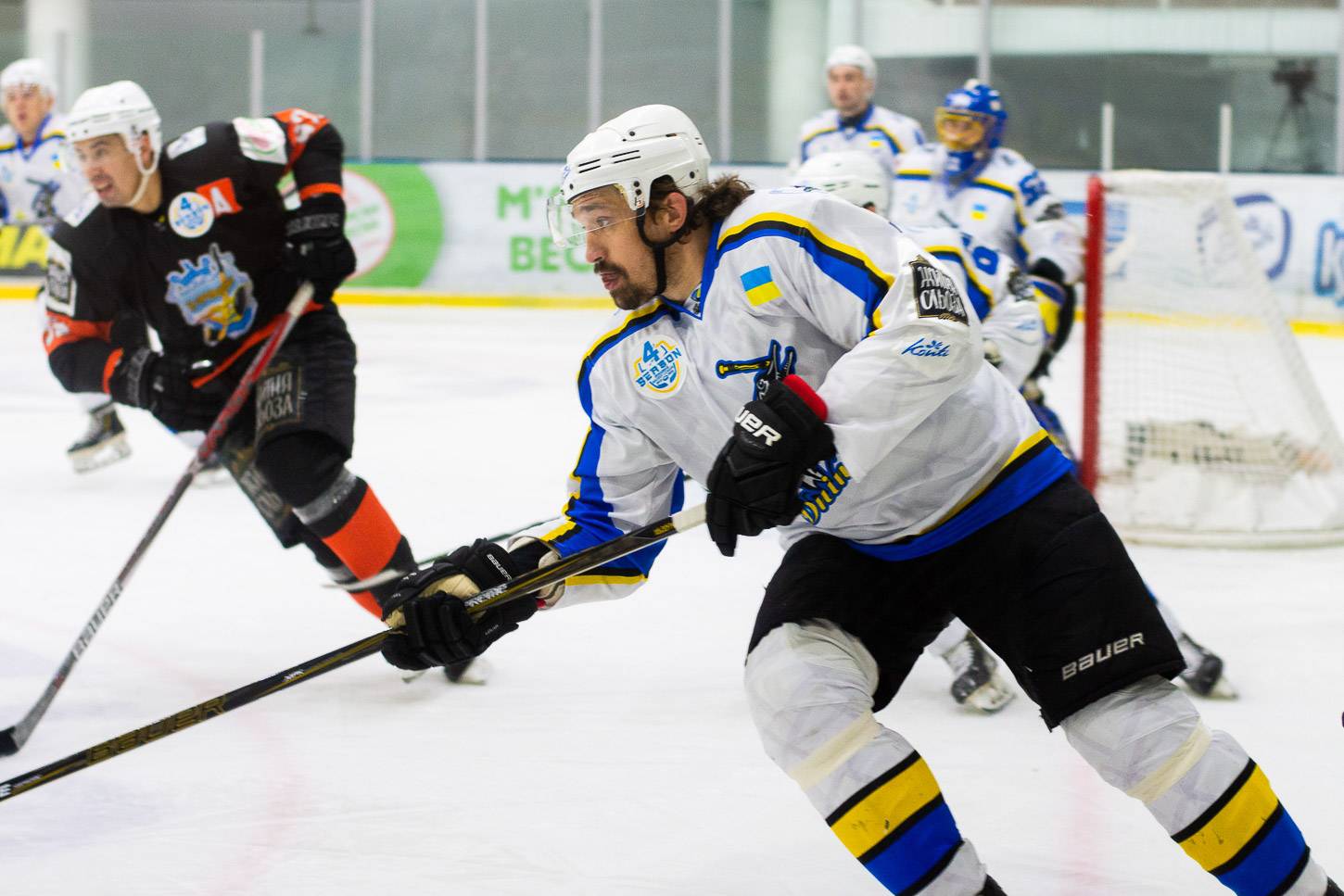 Определены лучшие игроки УХЛ в сентябре