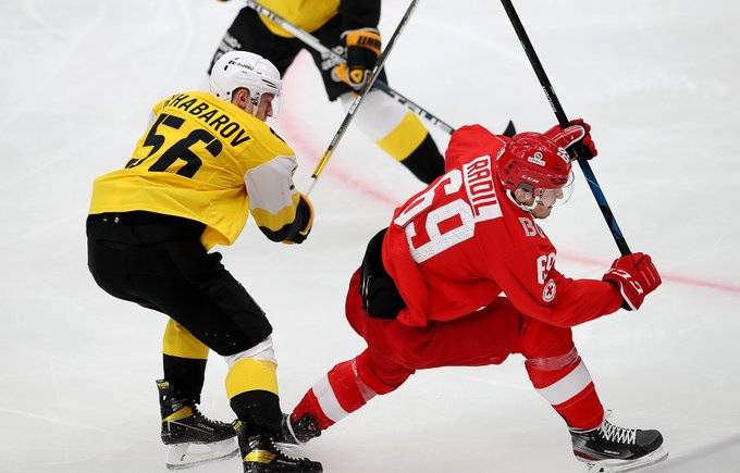 «Спартак» в овертайме дожал «Северсталь», СКА в одну шайбу обыграл «Трактор»