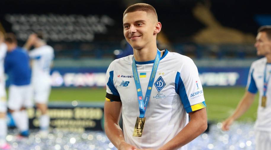 Агент: «Миколенко готов перебраться в сильный чемпионат. В АПЛ или Серию А»
