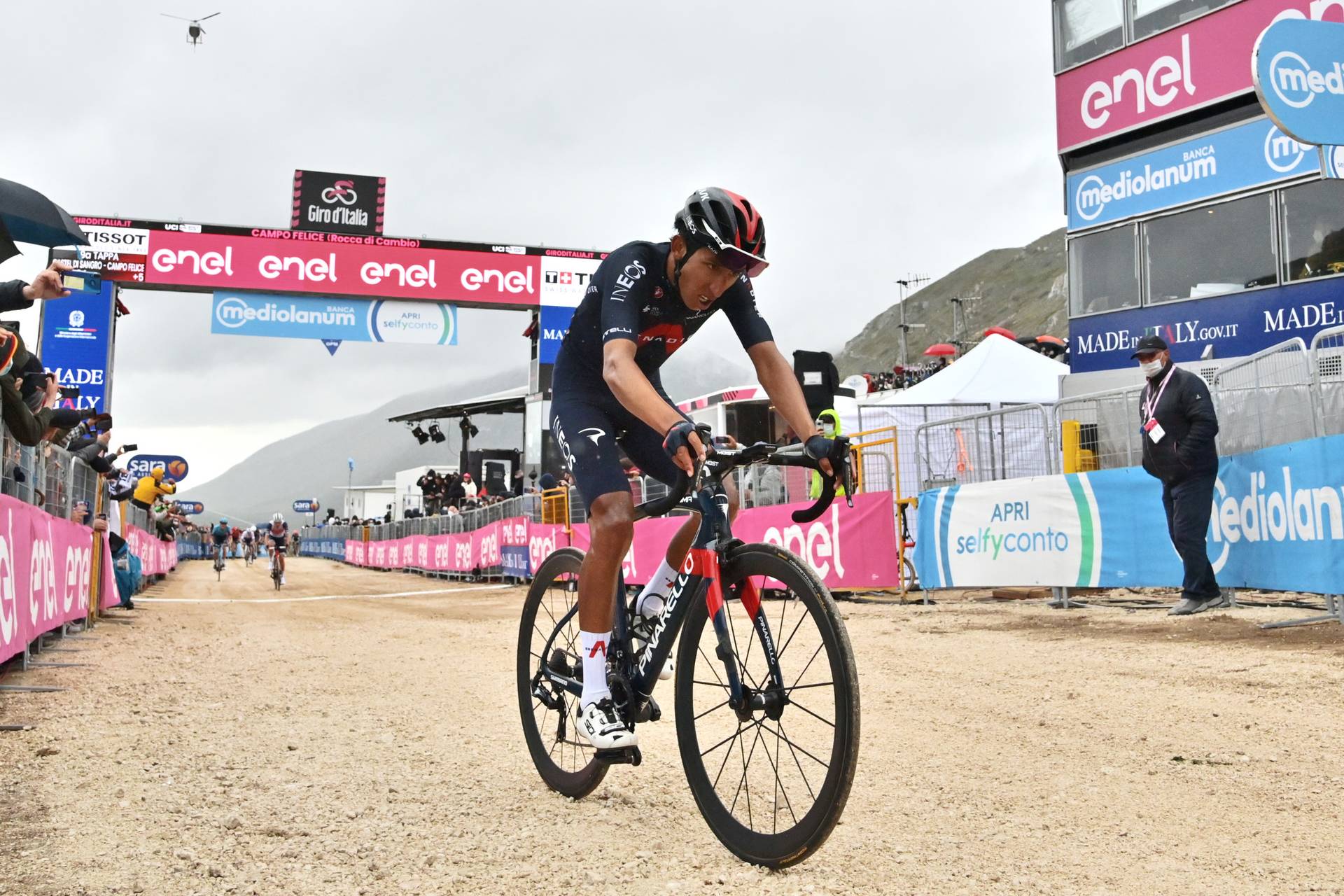 Берналь выиграл 9-й этап Giro d'Italia, Пономарь не попал в сотню лучших