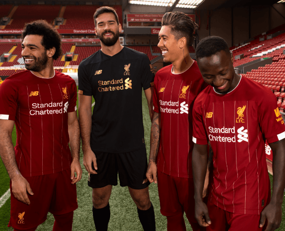 «Ливерпуль» презентовал домашнюю форму на следующий сезон 