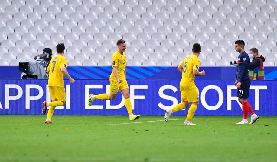 Гол сборной Украины в ворота Франции переписали на Сидорчука