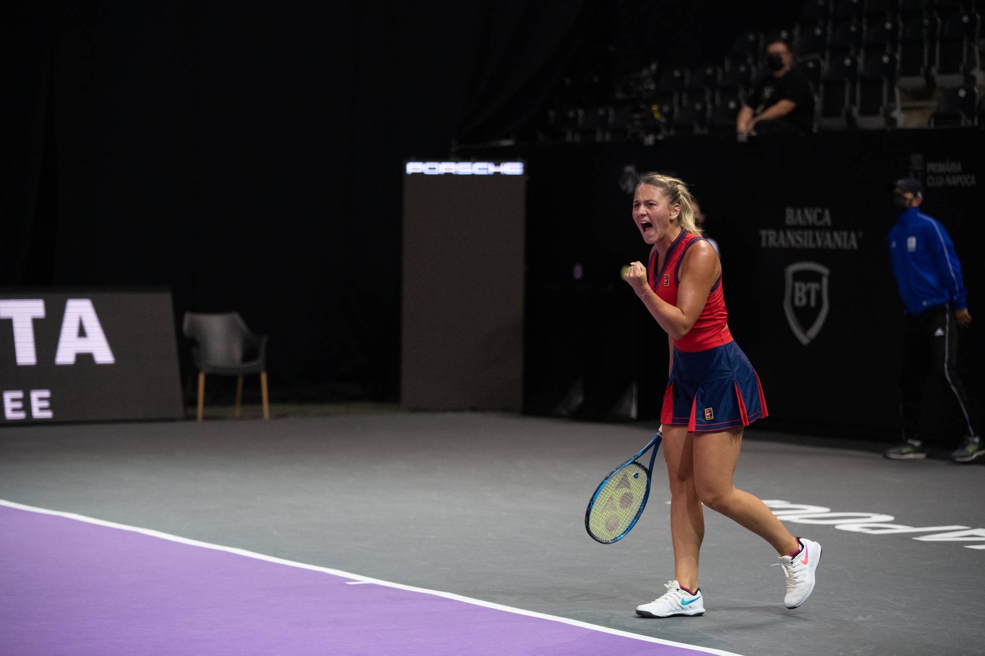 Велика перемога українки. Відеоогляд матчу Костюк проти чемпіонки US Open