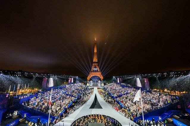 «Досі важко прийти до тями». Мер Парижа про відкриття Олімпіади-2024