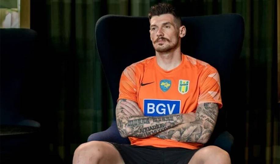 Бойко: «Кожен, хто допомагає на фронті чи гуманітаркою – герой»