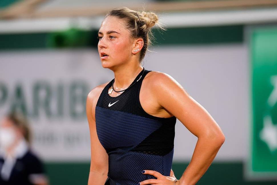 Костюк поступилася Швентек на Roland Garros