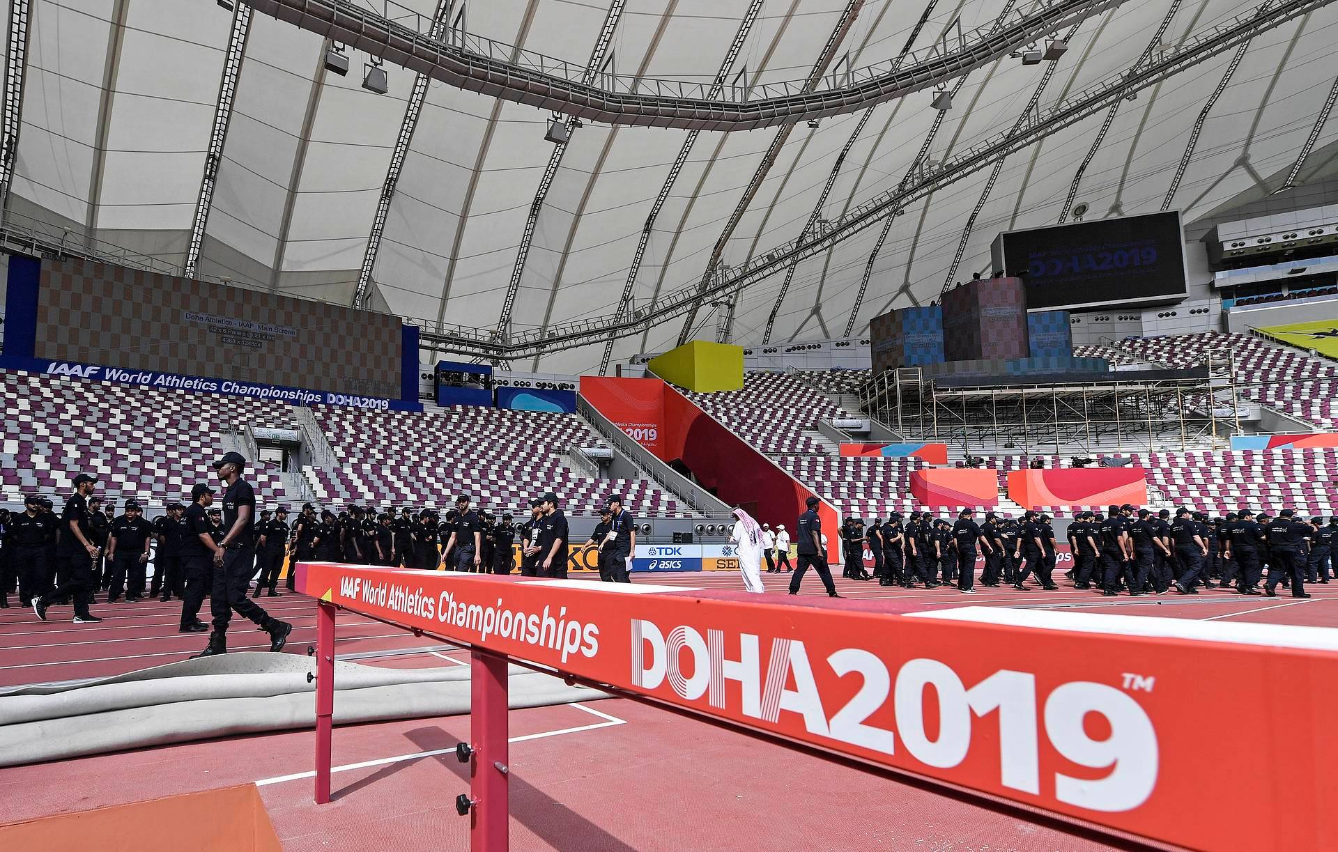 Норвежские легкоатлеты массово отравились в Дохе перед чемпионатом мира