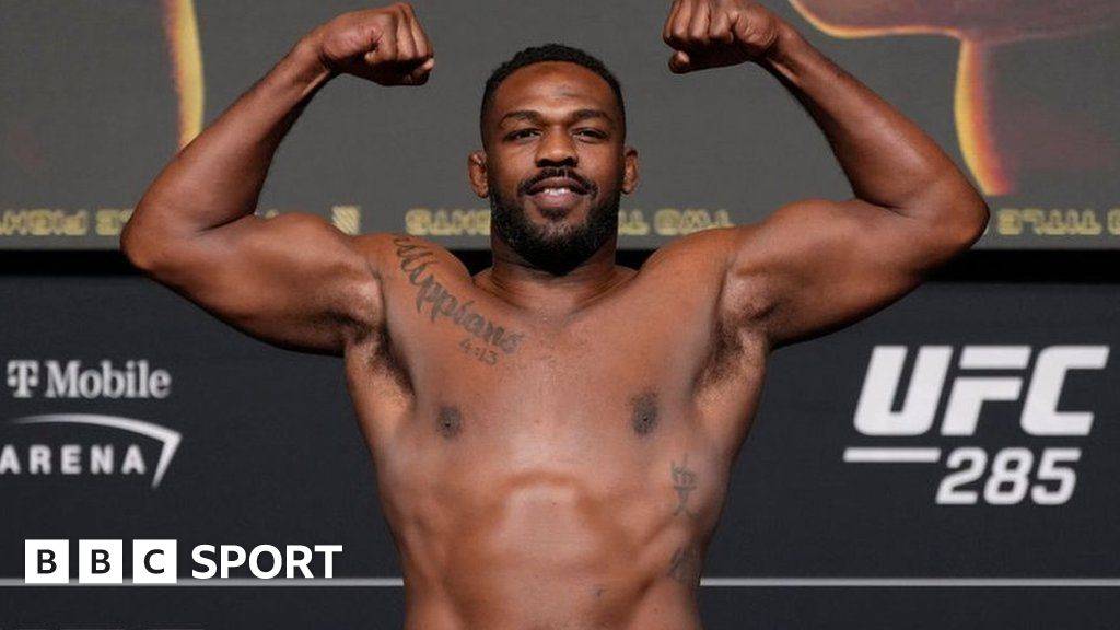 Джонс готовий відмовитися від титулу UFC заради поєдинку з Перейрою