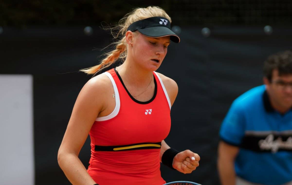 Прервала неудачную серию. Видеообзор победы Ястремской над Пармантье