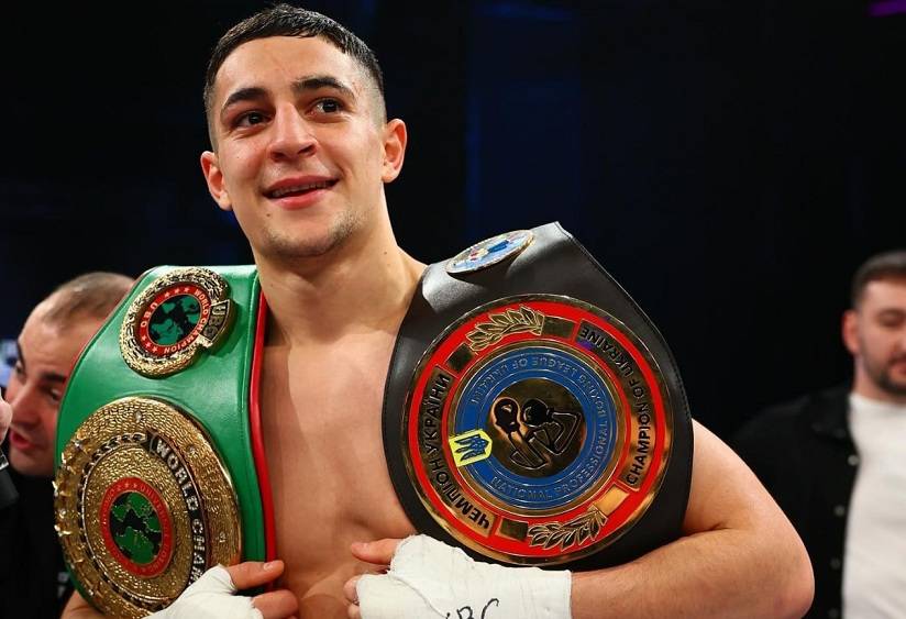 Рагімов нокаутував Мойю та став володарем титулу WBC Silver