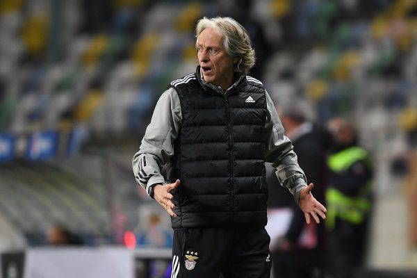 «Фенербахче» хочет пригласить Лева, Жезуша или Виллаша-Боаша на пост тренера