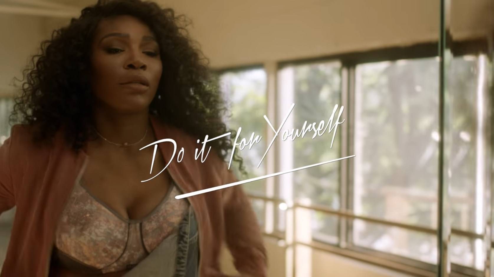 Серена Уильямс снялась в рекламе нижнего белья