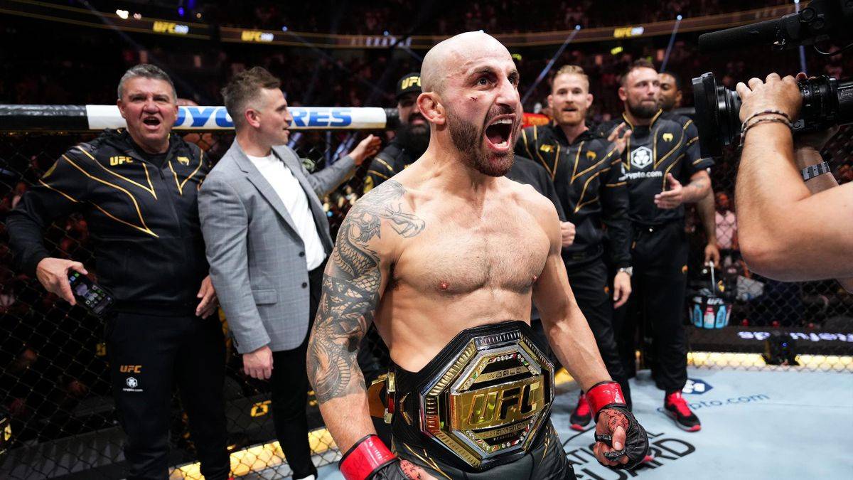 Офіційно. Волкановскі та Топурія проведуть бій на турнірі UFC 298